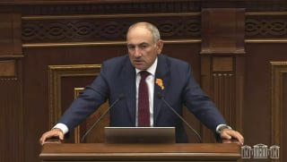 Пашинян призвал устранить политическое влияние сил, раздающих взятки на выборах в Вайоц-Дзоре