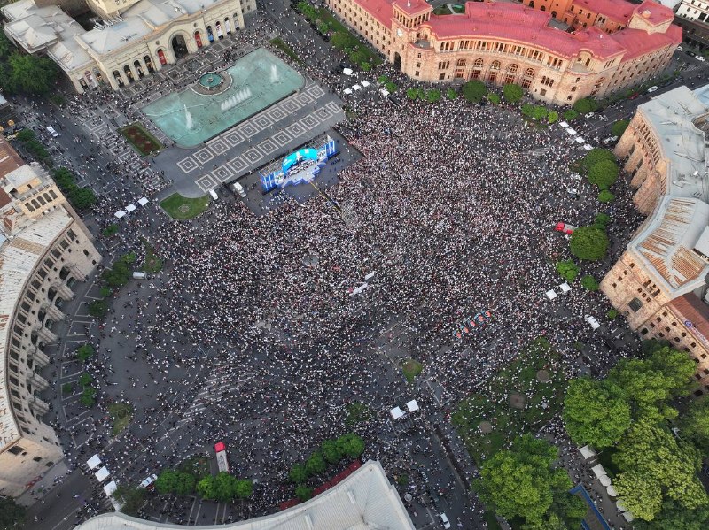 Итоговый митинг партии «Гражданский договор» прошел на площади Республики в Вайоц-Дзоре