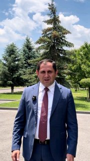 Министр обороны Армении Сурен Папикян поблагодарил избирателей Вайоц-Дзора за доверие