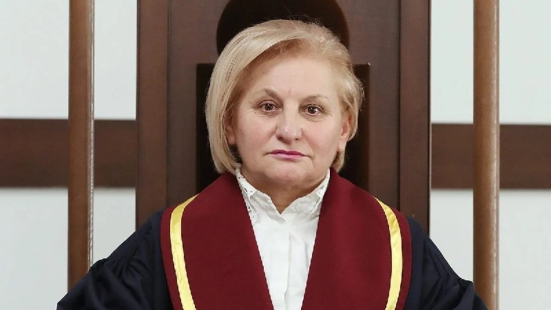 Спор о результатах выборов рассмотрят 7 судей КС, включая Седу Сафарян