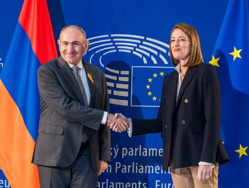 Глава Европарламента Метсола поздравила Пашиняна с победой на выборах в Армении