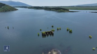 Вид на одно из крупнейших водохранилищ Армении, регион Вайоц-Дзор