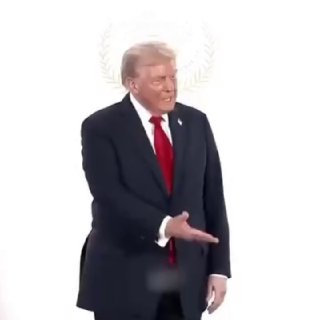 Дипломатический скандал: Трамп заявил, что премьер Италии Мелони умоляла о фото