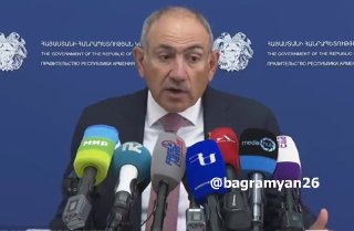 Премьер-министр Армении Никол Пашинян на брифинге в Ехегнадзоре
