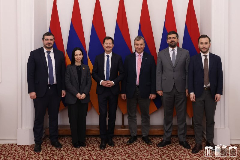 Пашинян побеждает на выборах в Армении: проевропейский курс продолжается, заявили в ЕНП