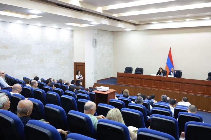 Предприниматели Вайоц-Дзора обсудили с министром экономики меры поддержки экспорта
