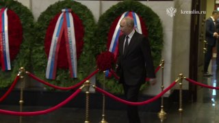 В Вайоц-Дзоре обсуждают прощание Путина с экс-министром обороны Ивановым в Москве