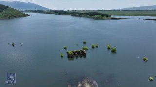 Водохранилище в Вайоц-Дзоре, Армения, заполненное водой