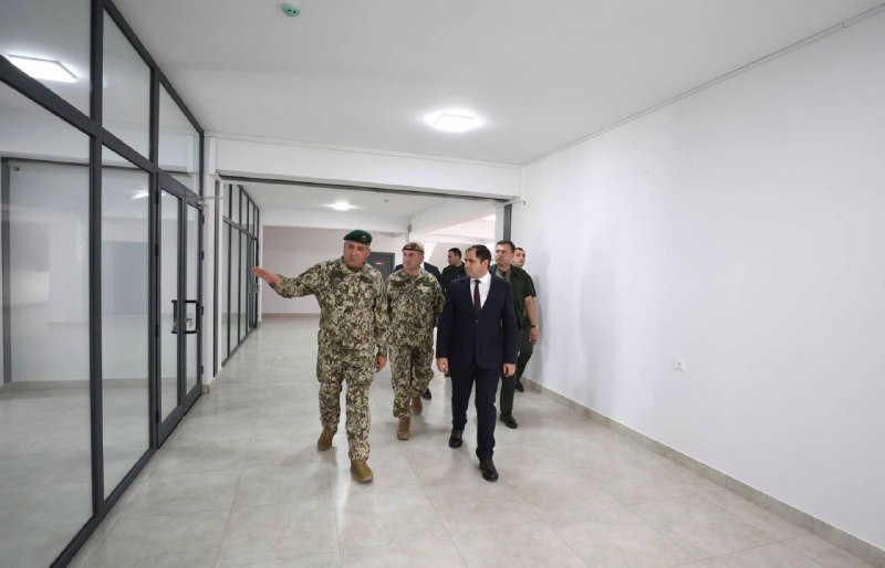 Сурен Папикян открыл новый корпус штаба учебного центра: внимание к условиям военных в Вайоц-Дзоре