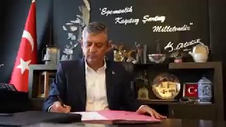 Озгюр Озель покинул CHP и создал новую партию в Турции: что известно