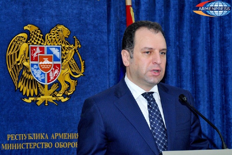 Экс-министр обороны Виген Саргсян арестован заочно по делу о злоупотреблениях и отмывании денег